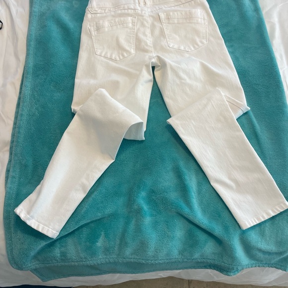 Democracy Women's Crisp White Skinny Jeans with elastic waste 😉best EVER 👖 - Picture 5 of 8